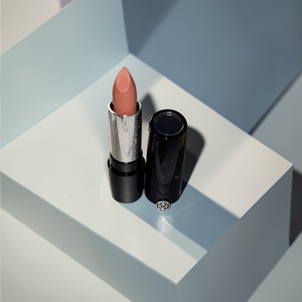 Mary Kay Naturally Buff Lipstick NIB Neutral Pink Beige Cream Lip Color